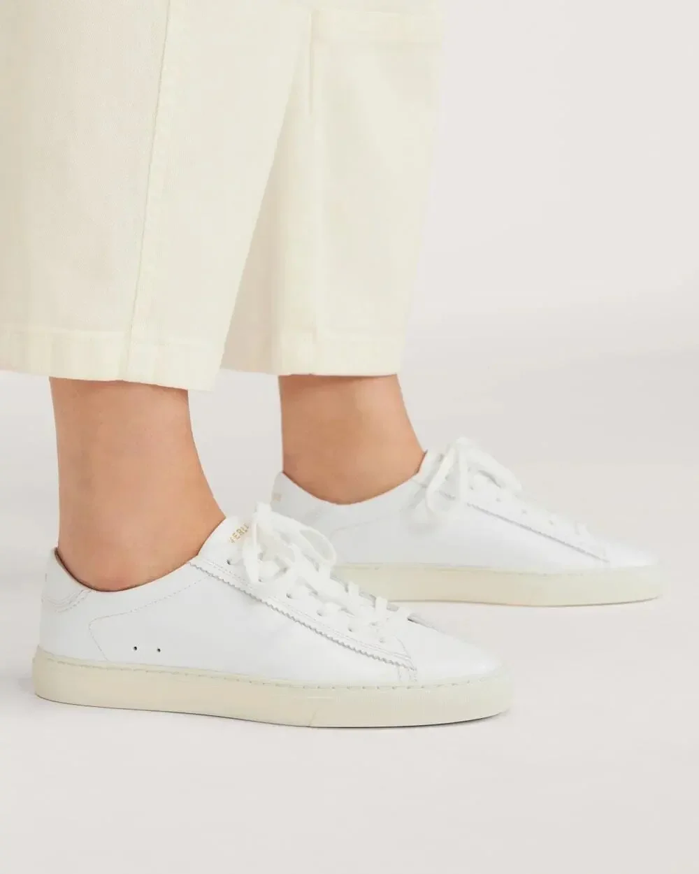 Everlane The Day Sneaker in White Size 7